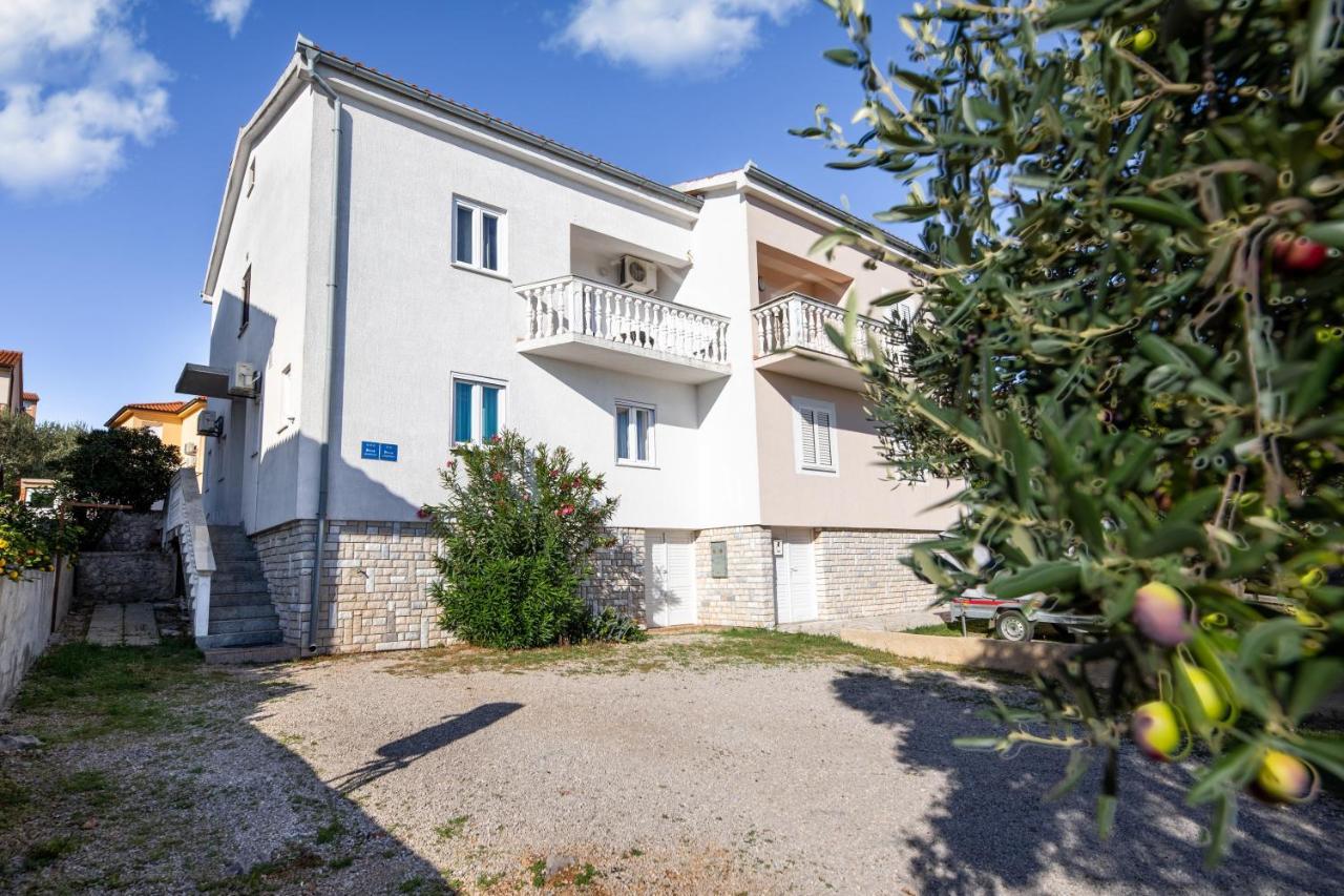 Apartments Aisa* Countryside Holiday Just 500M From The Beach! Krk Town Εξωτερικό φωτογραφία